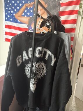 Nicki Minaj Black 'Gag City' Graphic Pullover Crewneck Sweater